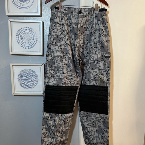Other - PCS Camo Men's Size M Paintball Pants Urban Digital